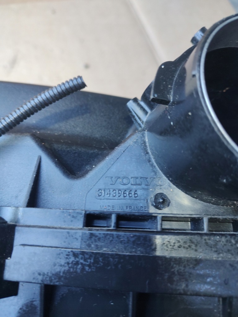 фото №6, Корпус фильтра воздуха 31439666 volvo s90 ii v90 2.0 d4 v60 xc60 v40