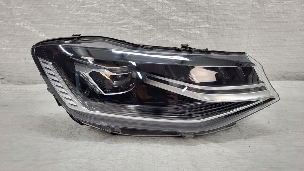 фото №1, -фара лампа передня права vw volkswagen caddy 2k 2k8 full led 20-