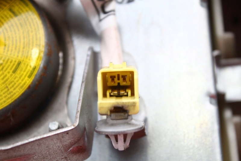 фото №11, Панель приладів приладова консоль панель приладів подушка безпеки eu toyota avensis t27 09-11