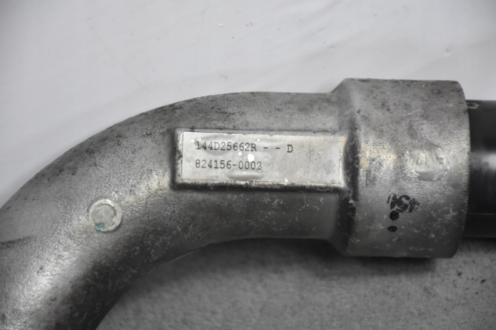 Труба шланг повітря renault trafic iii 1.6dci biturbo 144d25662r Недорого