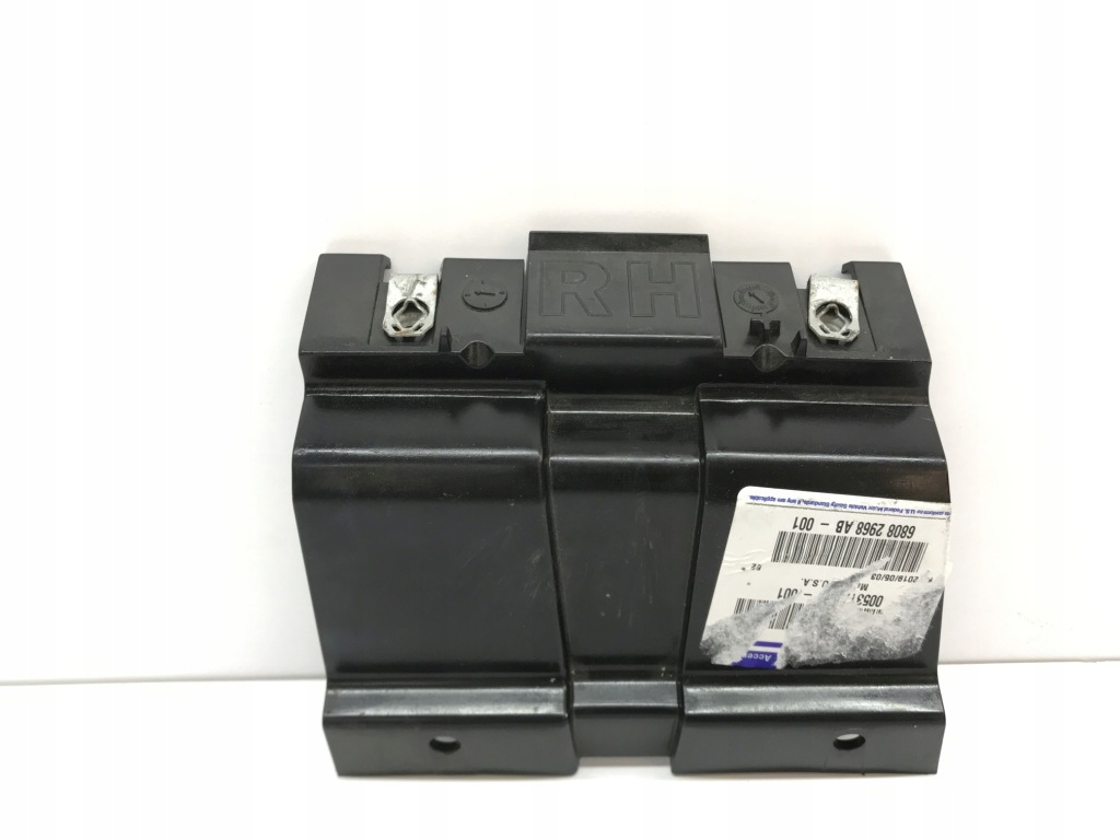 фото №1, Кронштейн бампера правий задня jeep compas 68082968ab