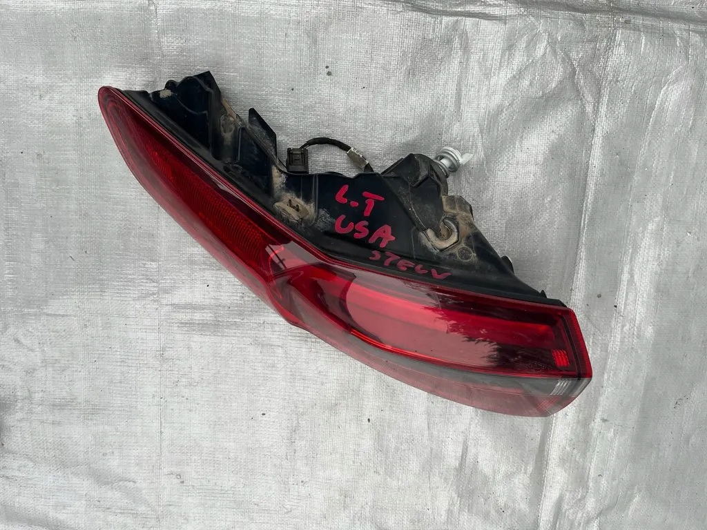 фото №1, Alfa romeo stelvio лампа задня ліва usa