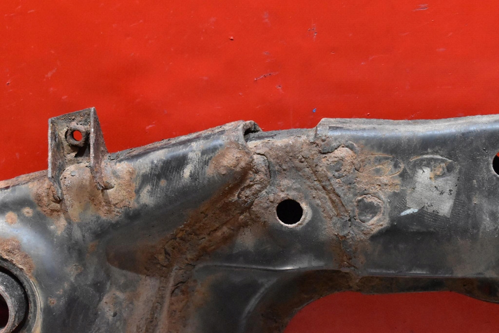 фото №6, Подрамник балка подрамник подрамник перед hyundai tucson 1 i 2.0 16v 142 km 04-10