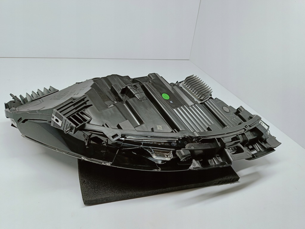 Tesla model 3 рестайлинг  highland 23- фара левая перед full led европа  1760888-00-e Доставка