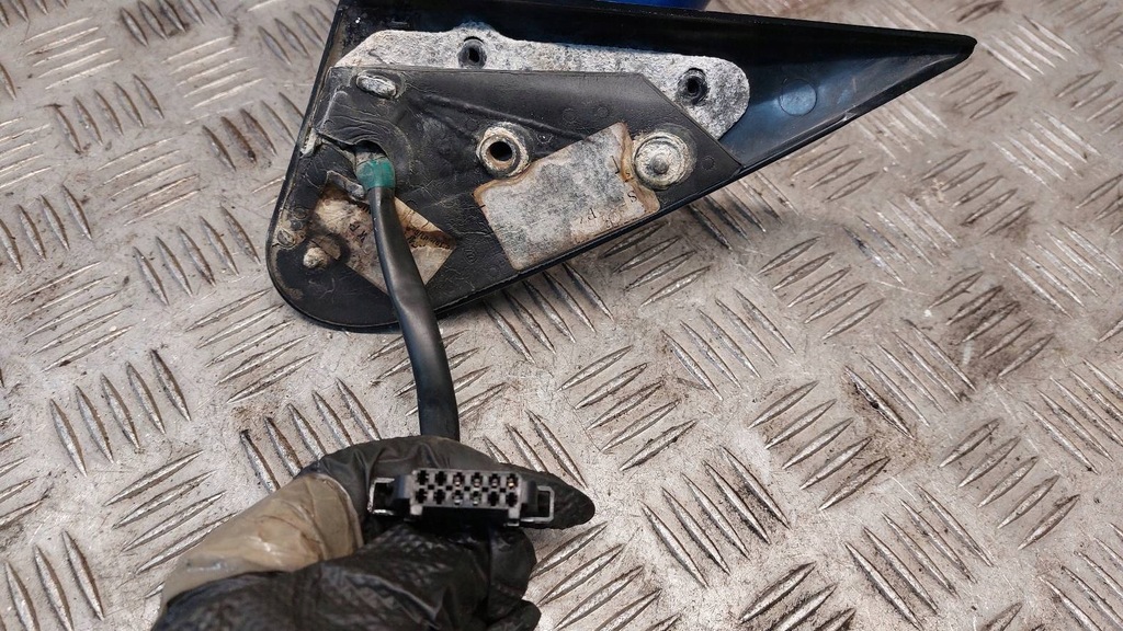 фото №11, Зеркало левая octavia ii rs 8x8x 6pin europa