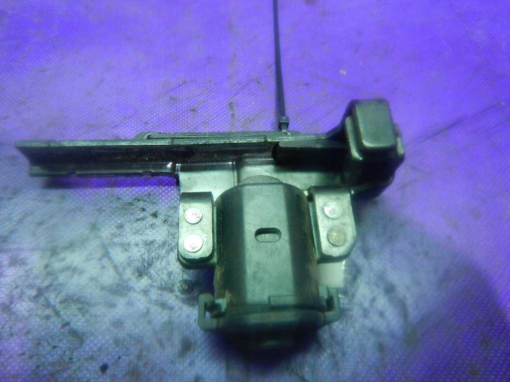 фото №2, B-max ролик петля лівий задня верхній av11-r250a67-ad