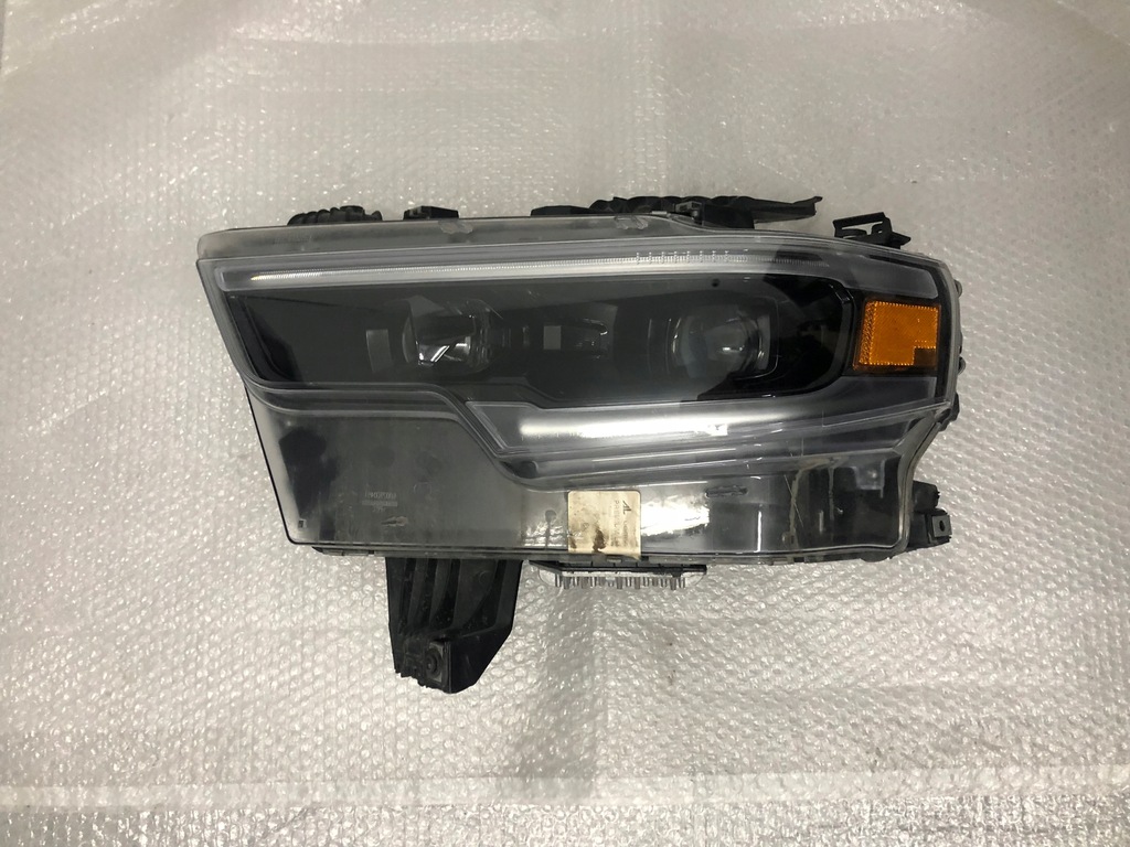 фото №1, Dodge ram 2019- лампа full led левый левая czarna