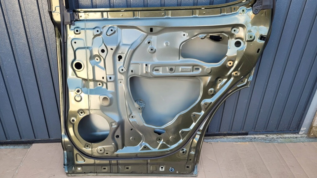 Lexus rx iv 4 15- дверь задняя задняя правое  fv в Украине