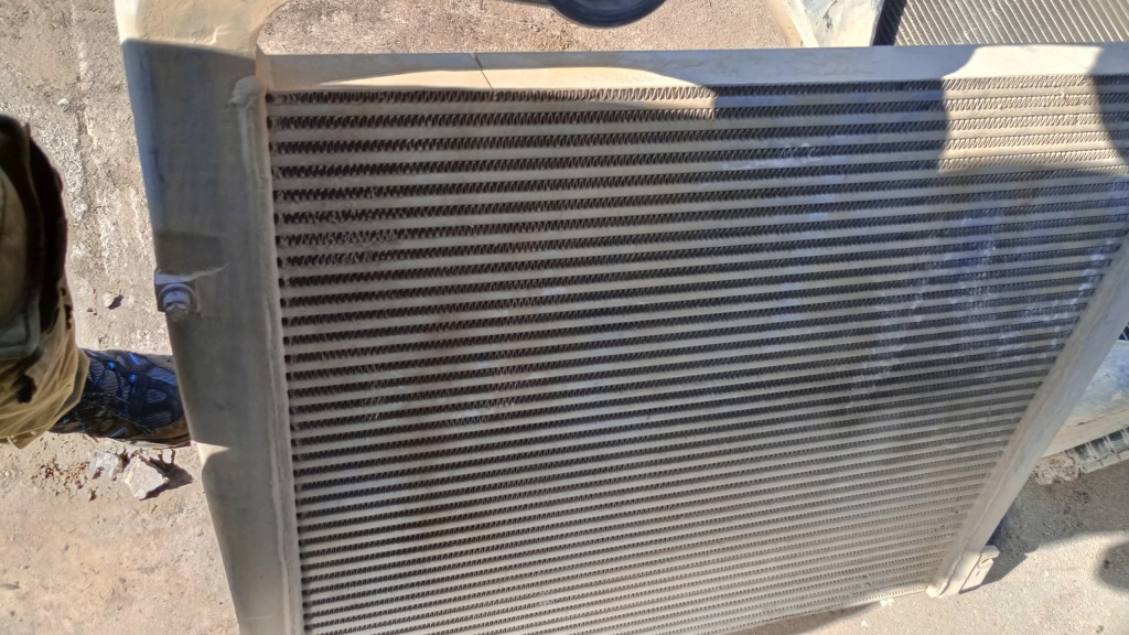 Scania r420 радіатор інтеркулер 1795730 Оригінал