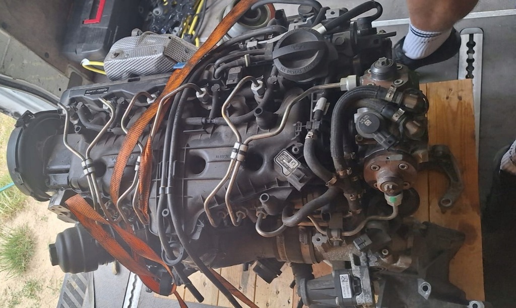 фото №16, Volvo xc60 v70 2.4 d5 блок d5244t21 двигатель kompletny