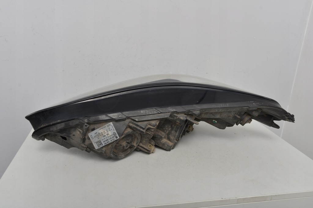 Opel corsa e правая лампа перед 13381336 в Украине