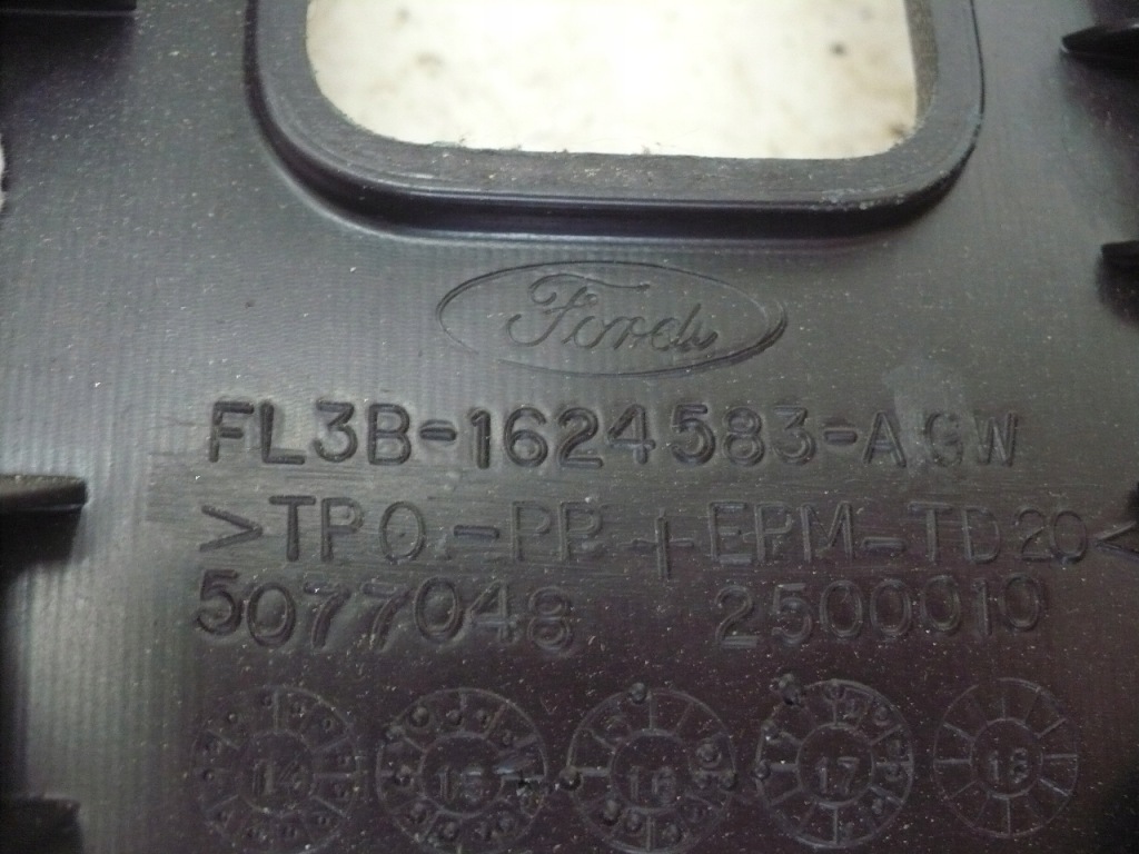 фото №3, 2015+ ford f-150 пластик блок двигуна захист поперечина