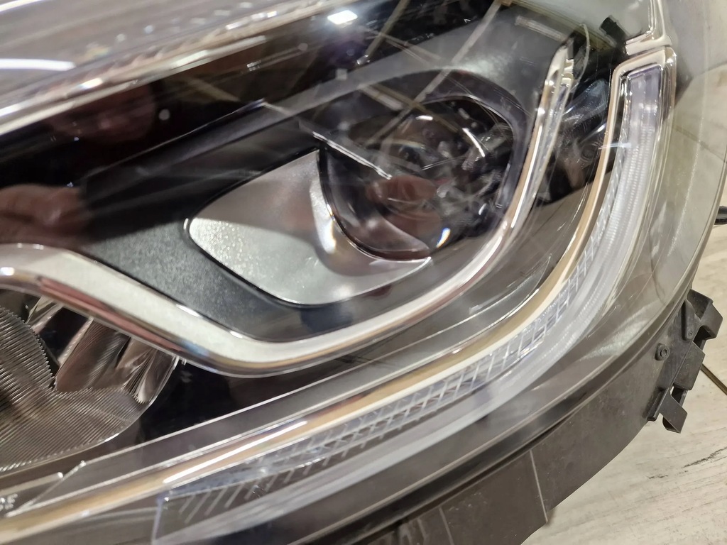 фото №2, Mercedes w247 gla performance led фара лівий