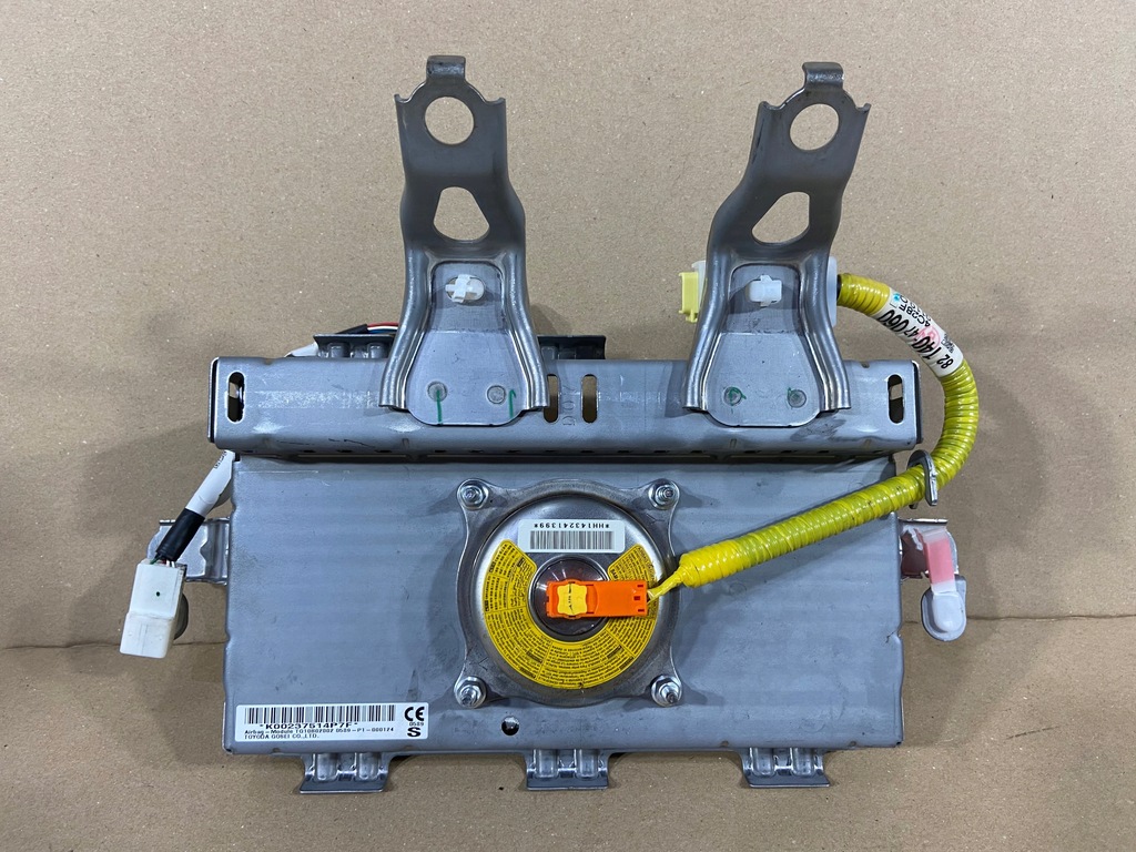 фото №2, Подушка воздушная пассажира toyota prius iii plus