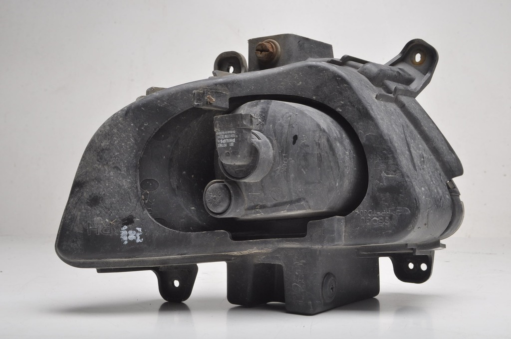 фото №5, Hyundai i30 i протитуманна фара правий