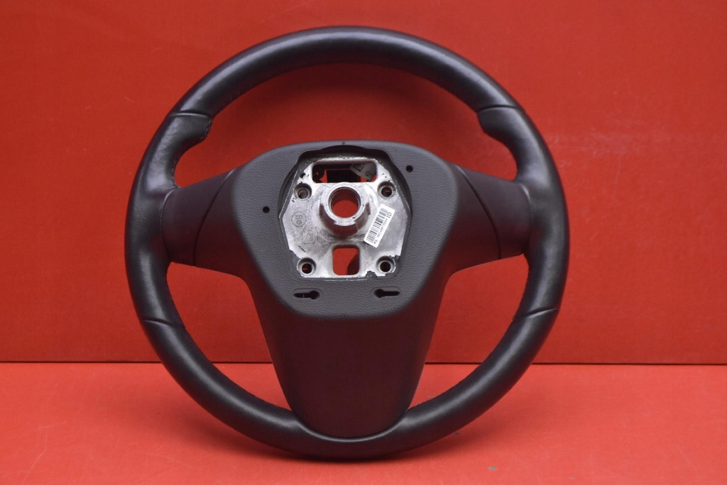 Кермо  шкіряний багатофункціональний 13387036 opel zafira c 12-16 в Україні