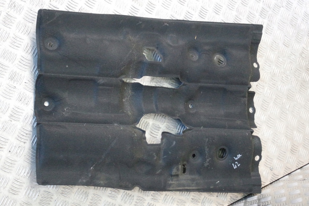 фото №1, Пенополистирол шумоизоляция mercedes s w223 a2236825100