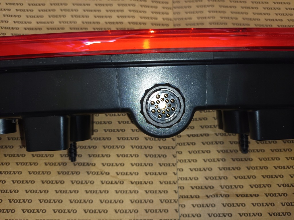 фото №10, Лампа задняя левая led volvo fh4 vignal 158040