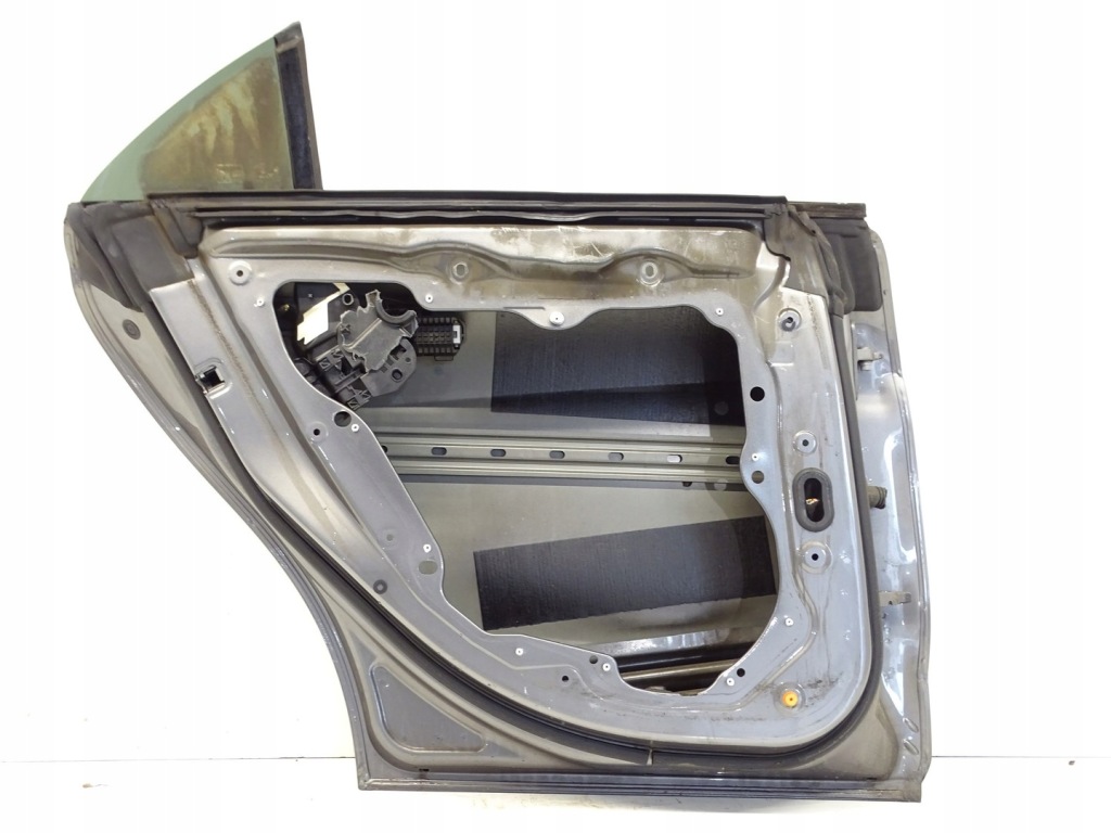 Дверь левая левая задний задние mercedes cla w117 купе lak 787 Цена