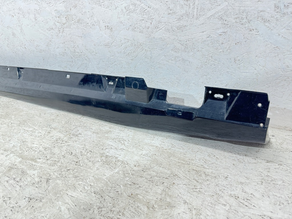 фото №7, Mercedes c-klasa w206 a206 amg накладка молдинг поріг поріг