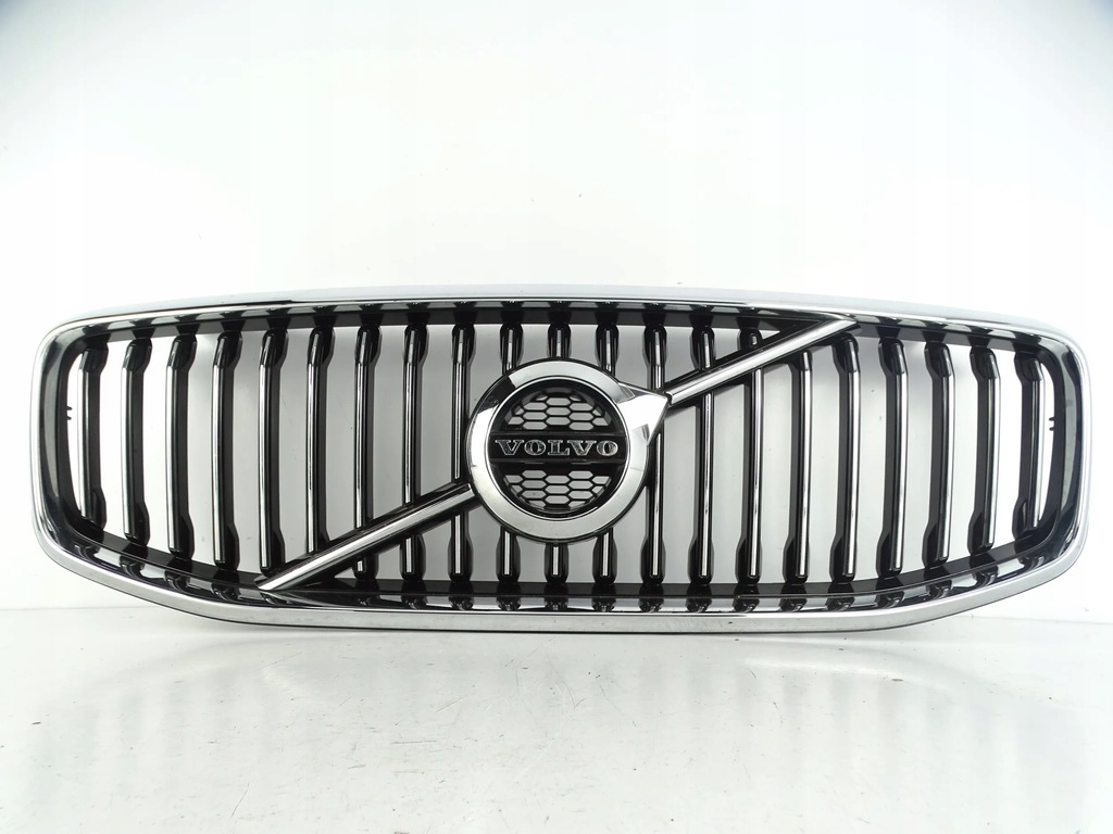 фото №1, Решётка радиатора volvo xc60 ii 2 17+