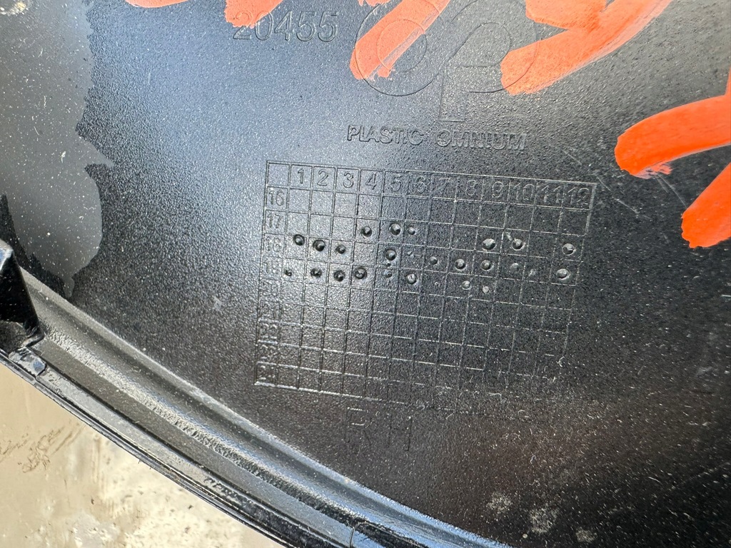 фото №10, Mercedes sprinter w910 3 iii 18r- решётка бампера правая передняя перед