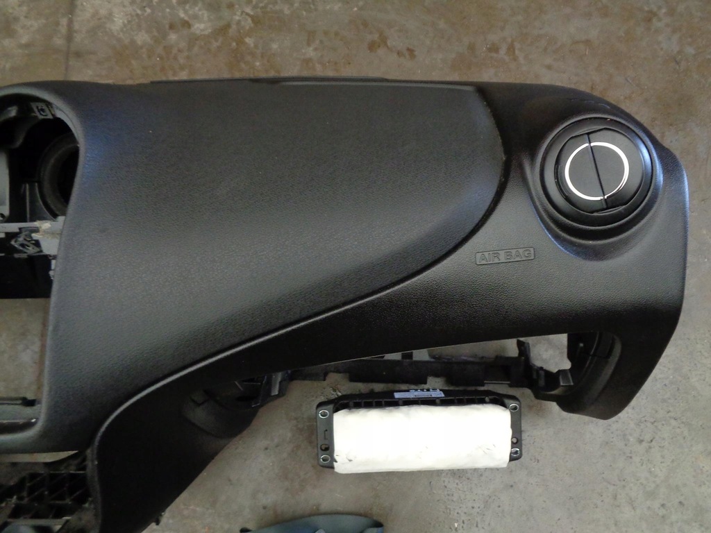 фото №3, Панель приладів консоль подушки безпеки ремені alfa romeo mito 2008-