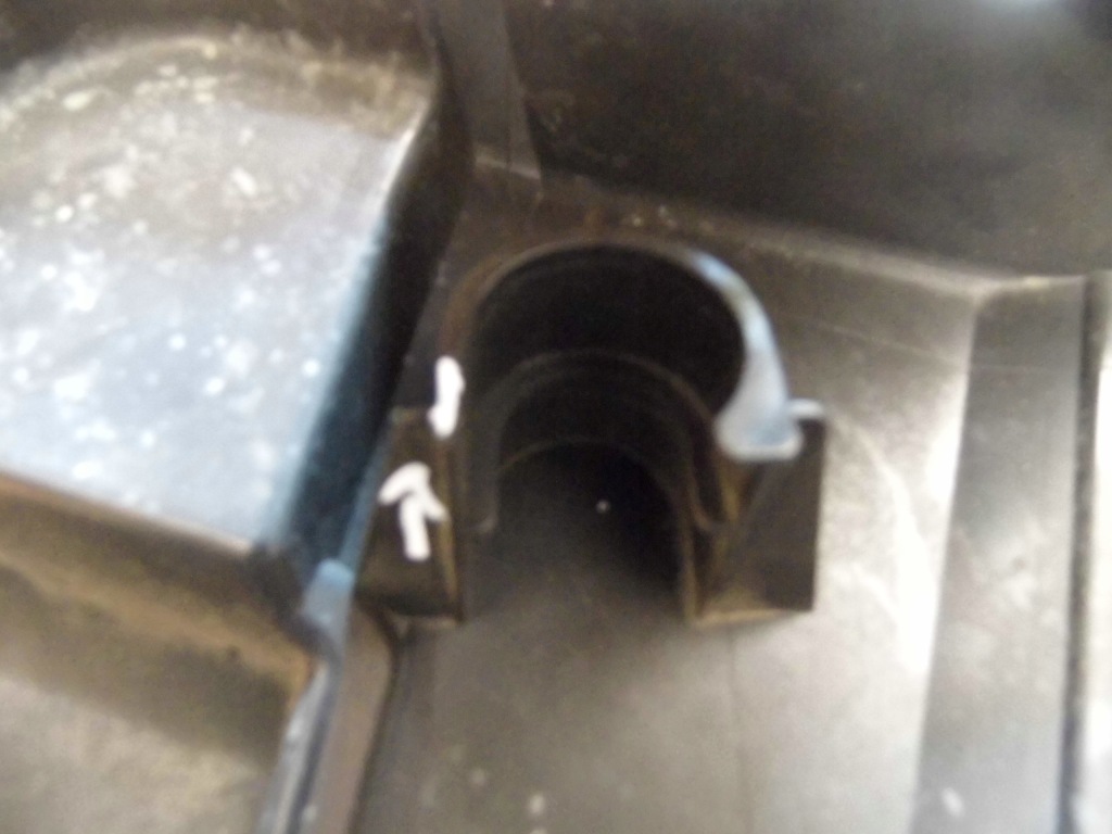 Vectra c 1.9cdti 06' sedan рестайлинг  защита крышка двигателя 315829598 Киев