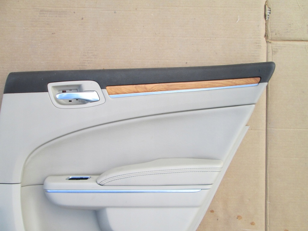 фото №9, Chrysler 300 ii 13r обшивка w двері задня лівий правий задній світлий