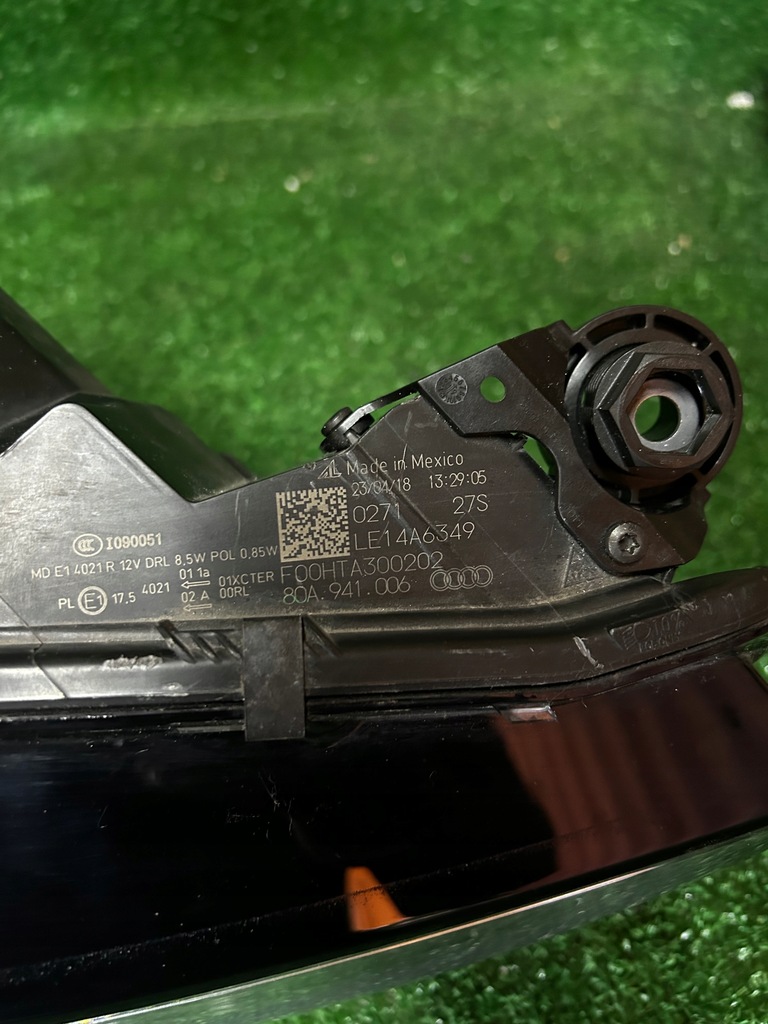 фото №10, Фара правий audi q5 80a ксенон