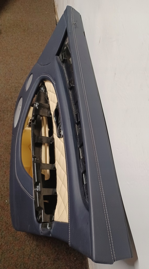 фото №6, Обивка дверь левая перед bentley bentayga