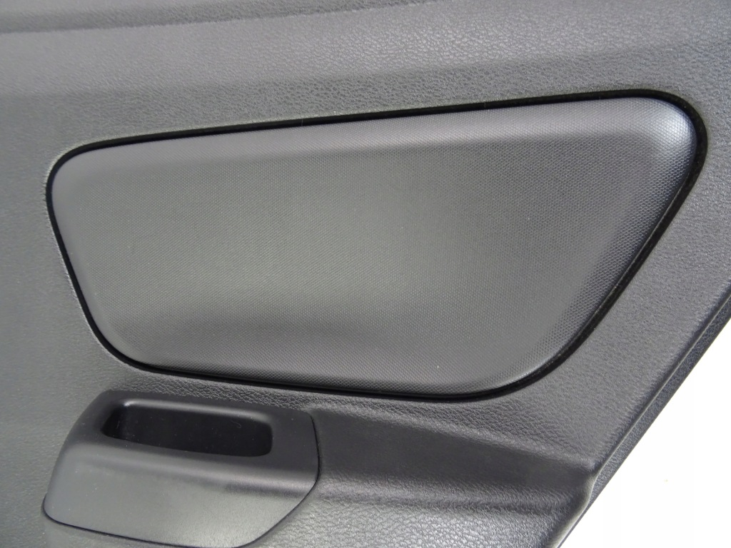 фото №8, Micra k14 обшивка дверь правое задняя 829225fa0a 2016-