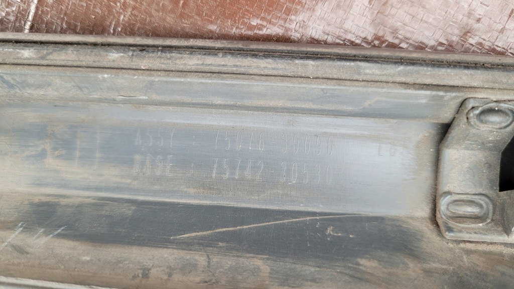 фото №7, Молдинг дверь левая задняя lexus gs iii