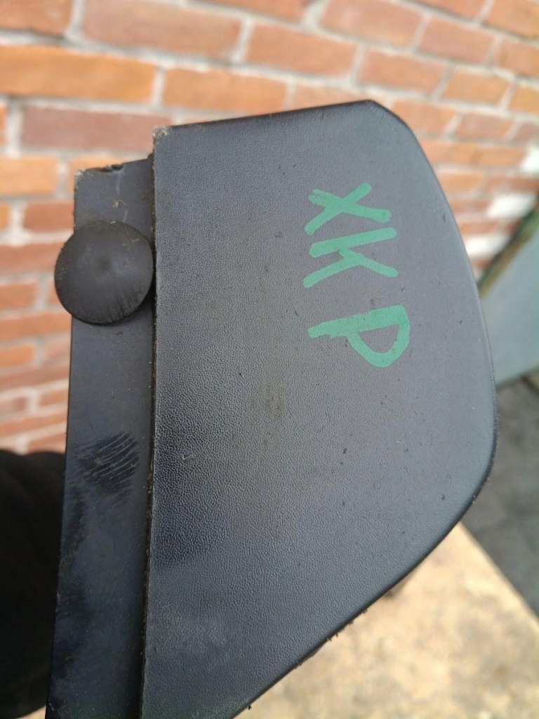 Jeep commander xk 05-10 молдинг порог правая 5jp78trma Киев