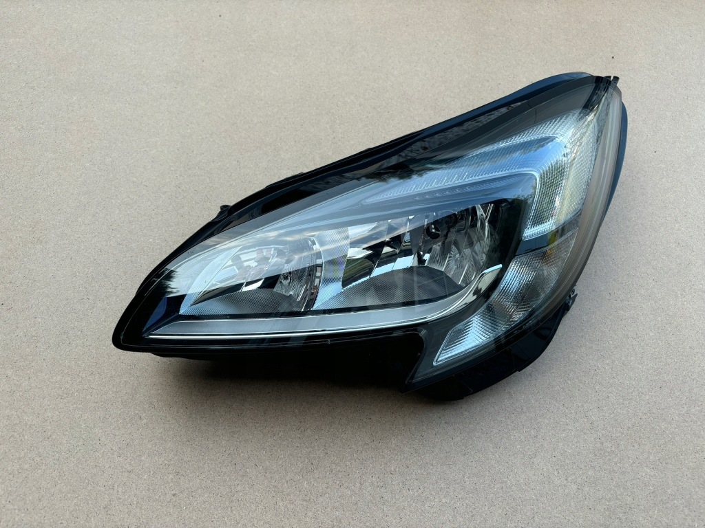 Купить Лампа левая передняя перед led oryg eu opel corsa e 14- 13381343