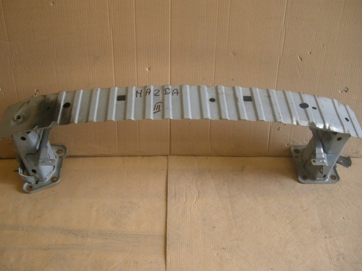 фото №3, Mazda 3 балка бампера перед