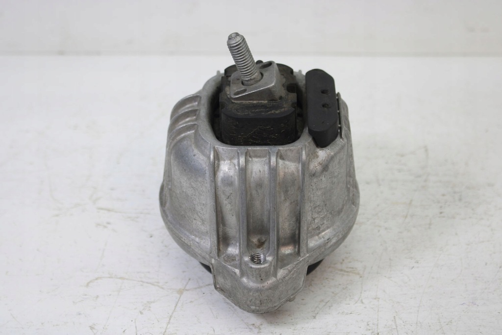 Купить Bmw x1 e84 подушка двигателя 6768800 6768799 22116768800 22116768799 2.0 die