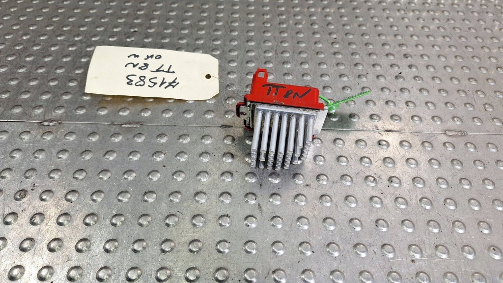 фото №1, Резистор вентилятор 1j0907521 audi tt 8n