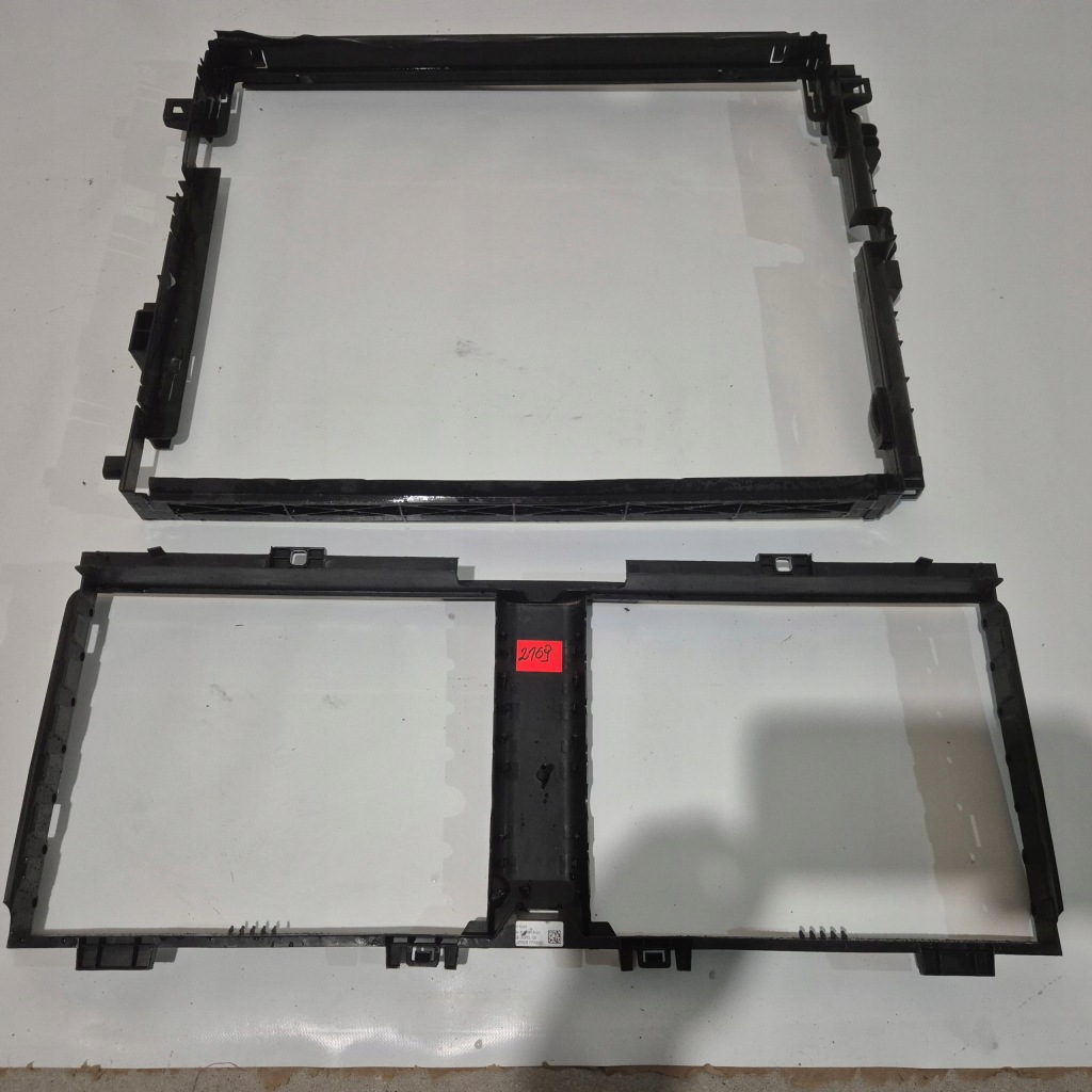 фото №1, Mercedes gle w167 корпус радіатор поперечина передній кронштейн жалюзі