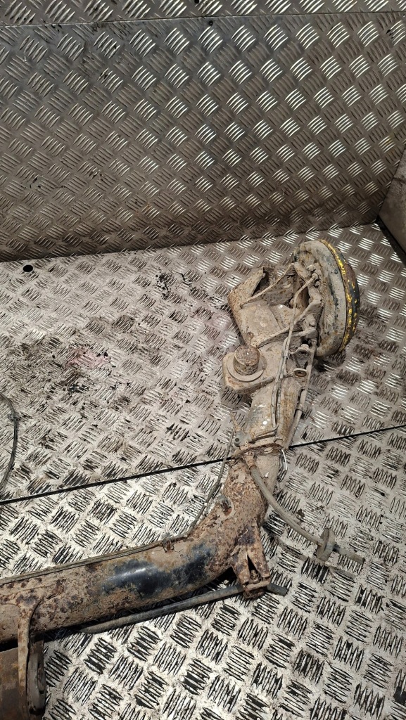 Балка подвеска задний  smart fortwo Доставка