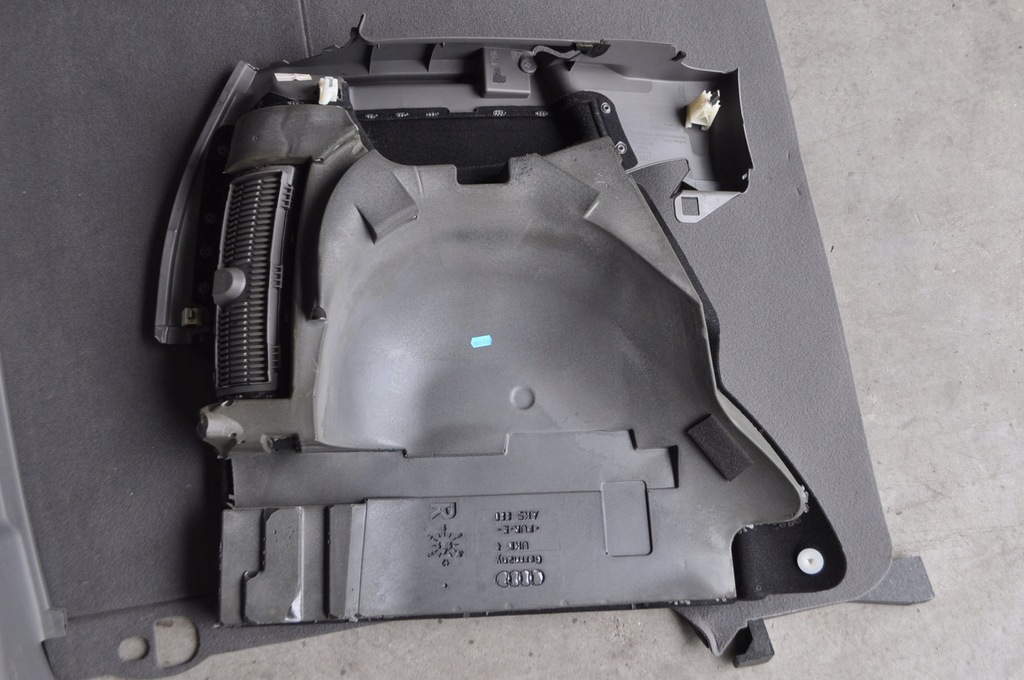 фото №7, Audi a2 обивка обшивка багажника swing