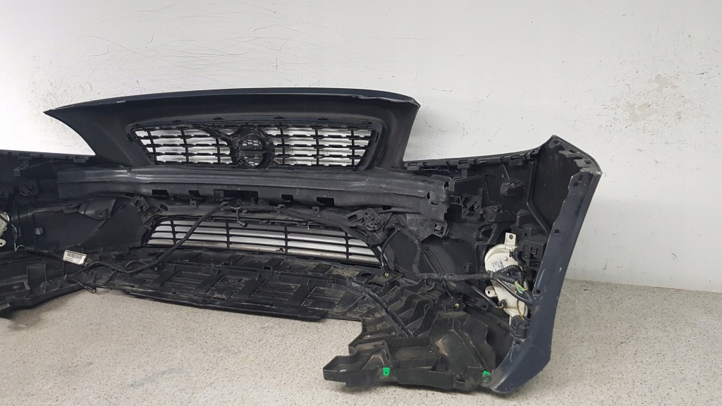 Volvo v40 r design 2016 - lift бампер перед 7833 в Украине