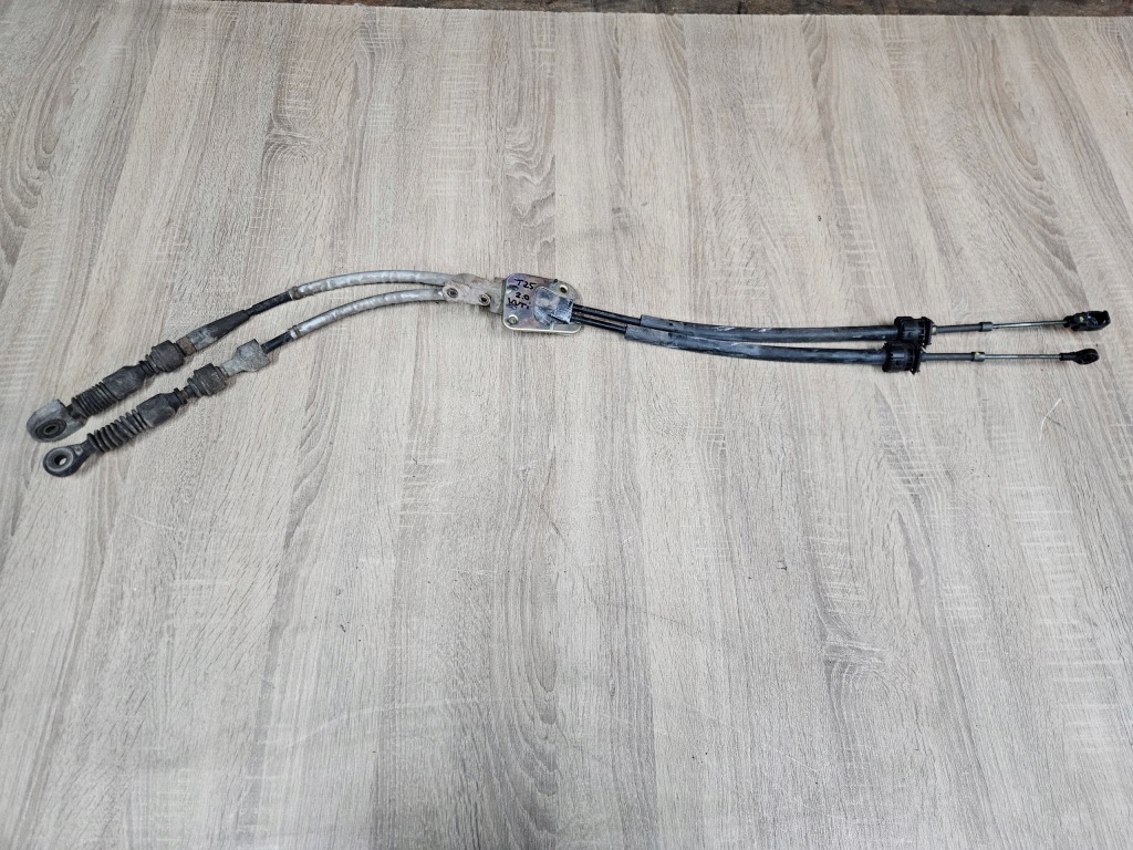 Купити Toyota avensis t25 03-08 2.0 vvt-i троси перемикання передач