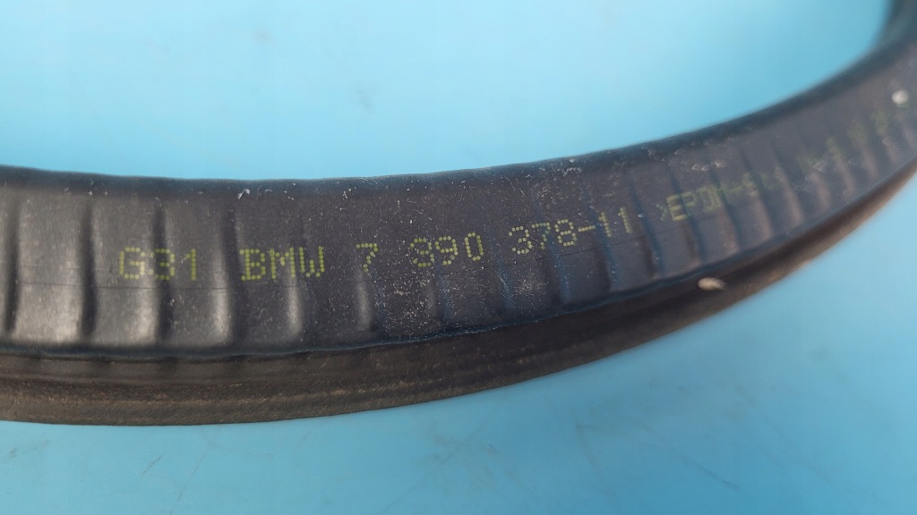 Bmw 5' g31 518d touring 18r прокладка задній скло кришки багажника 7390378 Київ