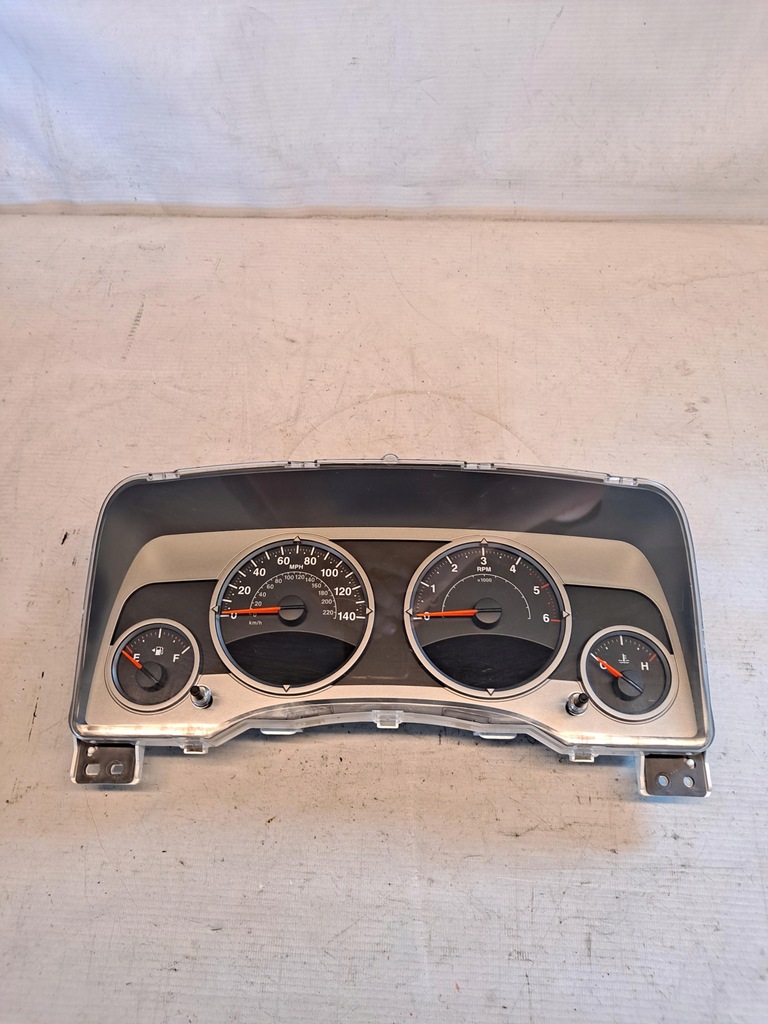 фото №1, Счетчик приборы jeep patriot 2.0d p05107025ae