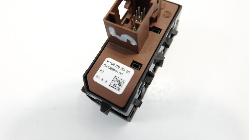 фото №9, Citroen ds5 переключатель сигнализация 96669720zd