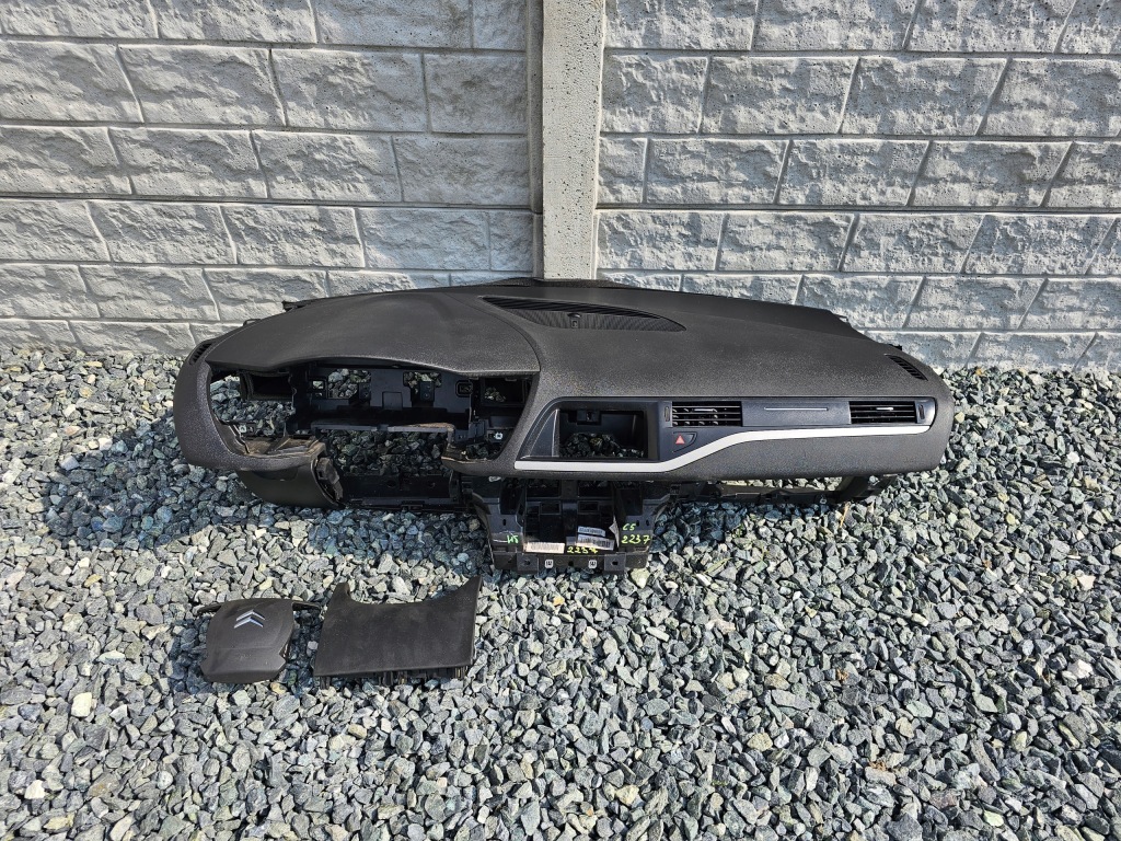 фото №1, Приборная панель консоль подушка безопасности citroen c5 x7 iii #2237