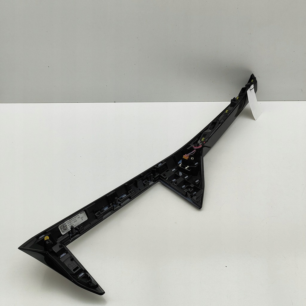 фото №7, Audi e-tron gt 2023 рамка бардачка панелі приладової панелі