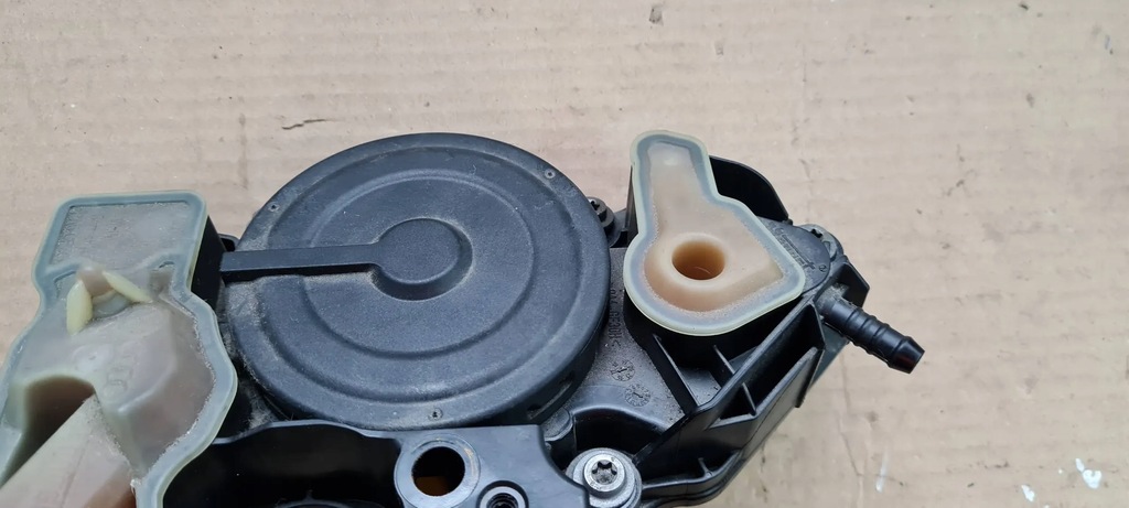 фото №7, A5 8w вентиляция картера сепаратор масла 2.0 tfsi 06k103495as a4 b9 8w q5