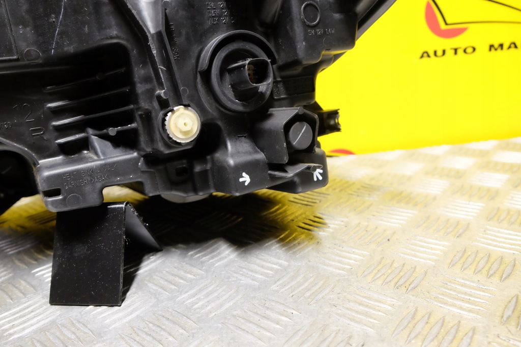 фото №10, Toyota tacoma lift 2020- фара лампа full led права usa